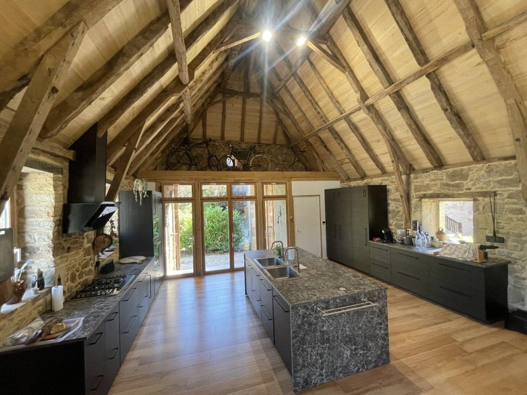 6 bedroom maison in Fourmagnac, Lot, France