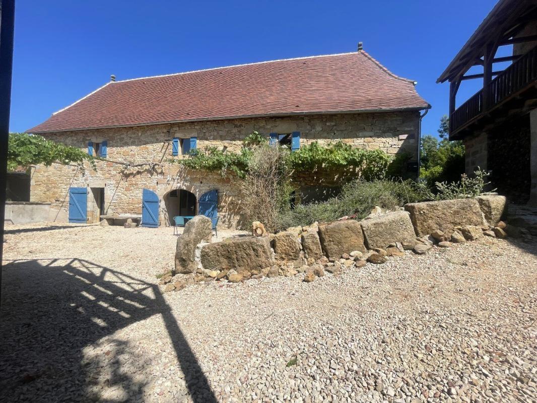 6 bedroom maison in Fourmagnac, Lot, France