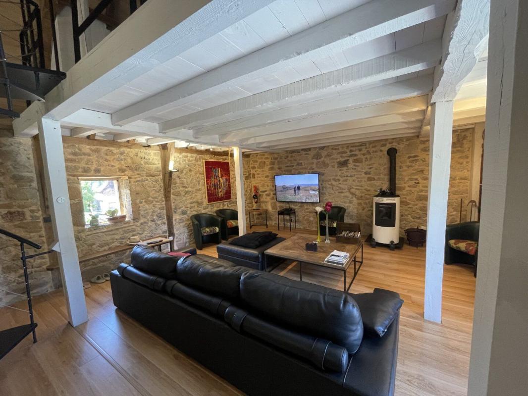 6 bedroom maison in Fourmagnac, Lot, France