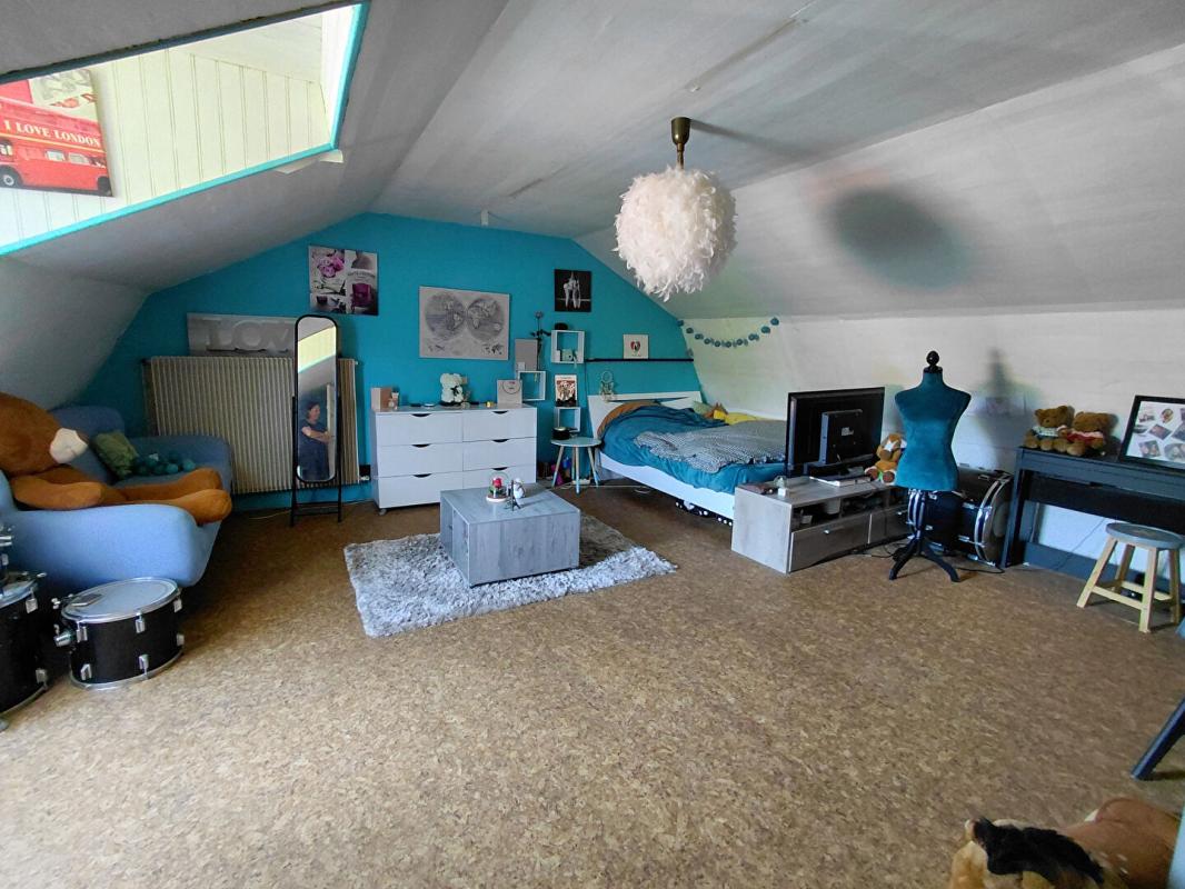 3 bedroom maison in Vezac, Cantal, France