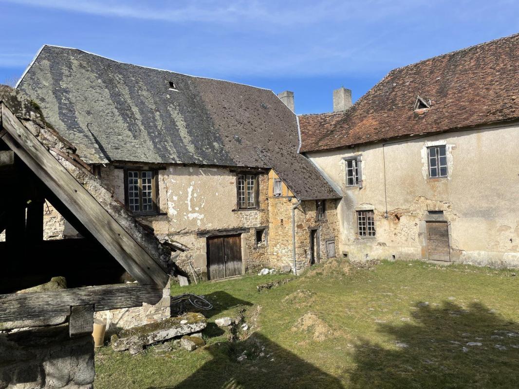 6 bedroom maison in Salon La Tour, Corrèze, France