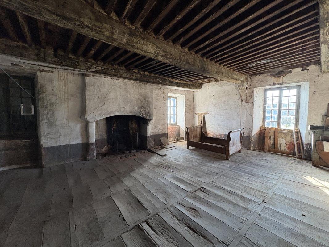 6 bedroom maison in Salon La Tour, Corrèze, France