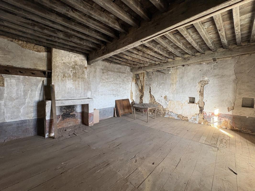 6 bedroom maison in Salon La Tour, Corrèze, France
