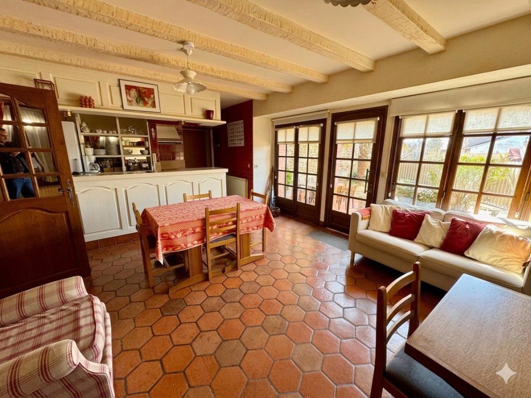 7 bedroom propriete in Vitrac, Cantal, France