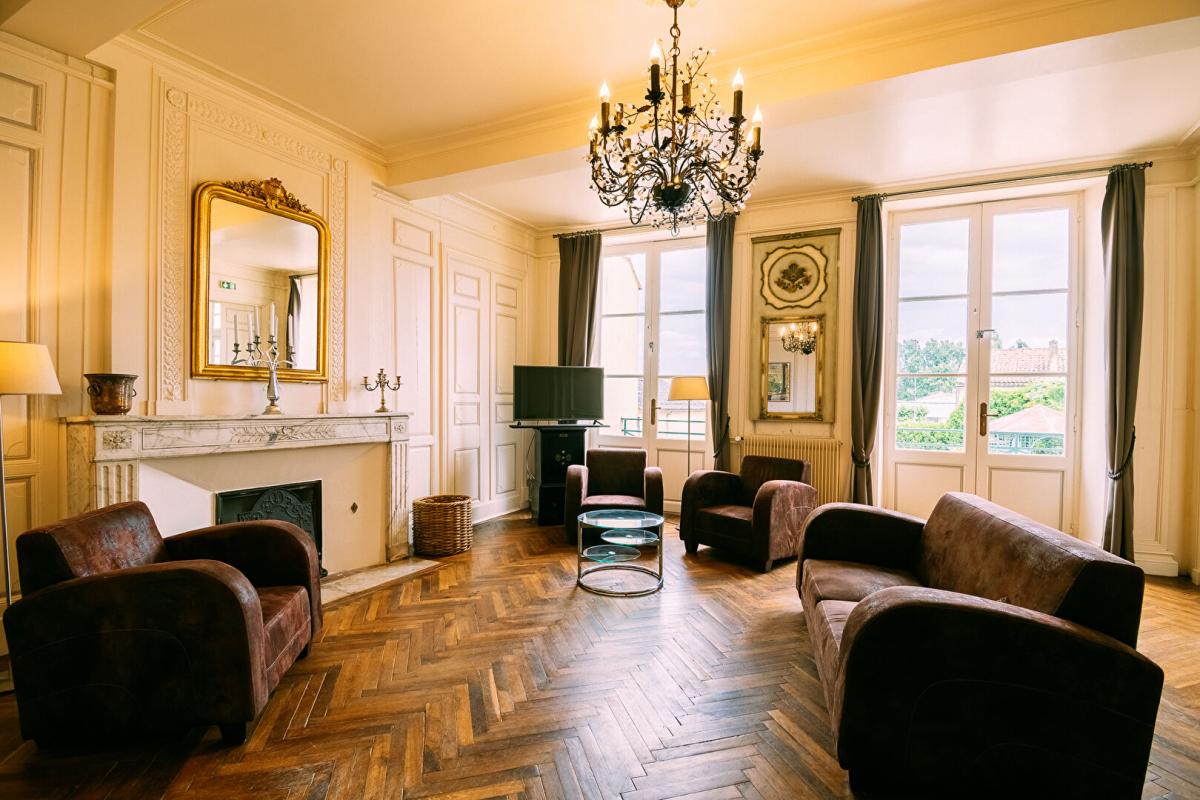 12 bedroom immeuble in Condom, Gers, France