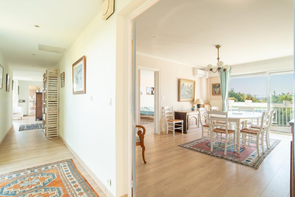 4 bedroom t6 et plus in Anglet, Pyrénées-Atlantiques, France