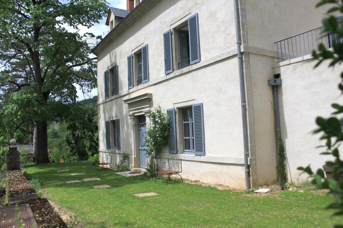 8 bedroom corps de ferme in Figeac, Lot, France