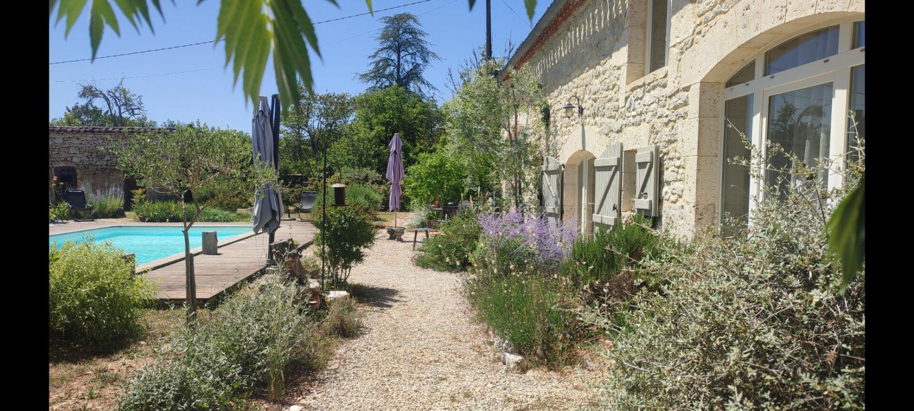 6 bedroom chambre d’hotes in Esclauzels, Lot, France