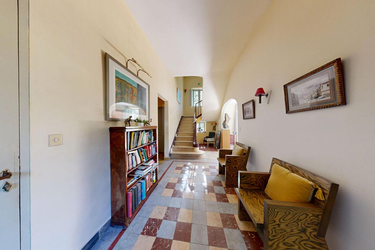 16 bedroom propriete in Le Thor, Vaucluse, France