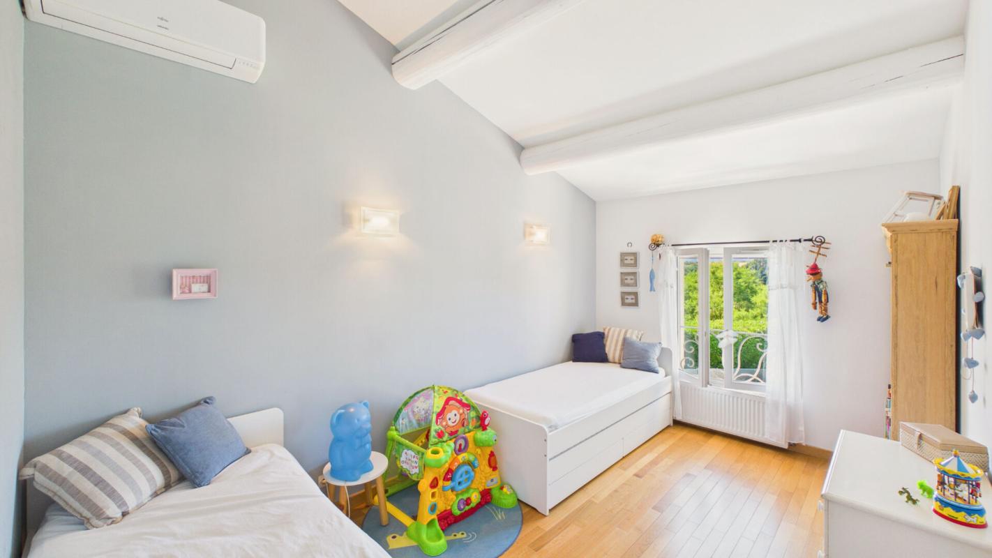 4 bedroom villa in Eyragues, Bouches-du-Rhône, France
