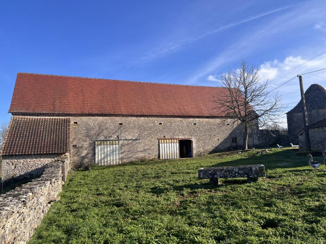 2 bedroom corps de ferme in Livernon, Lot, France