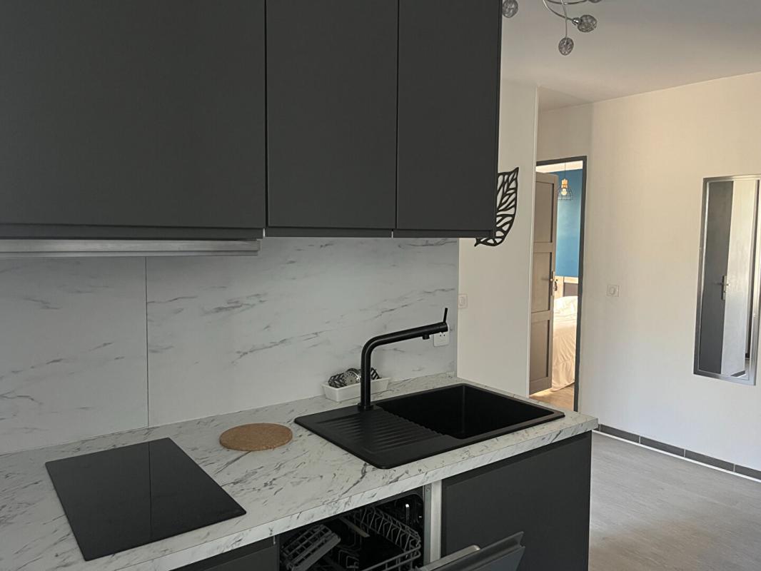 1 bedroom t3 in Figeac, Lot, France