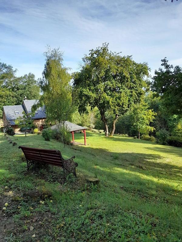 4 bedroom maison en pierres in Louignac, Corrèze, France