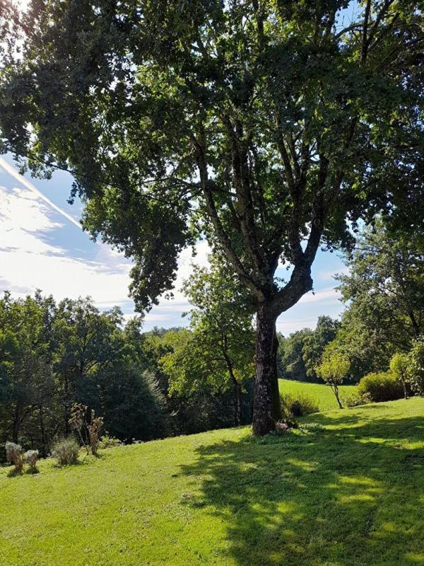 4 bedroom maison en pierres in Louignac, Corrèze, France