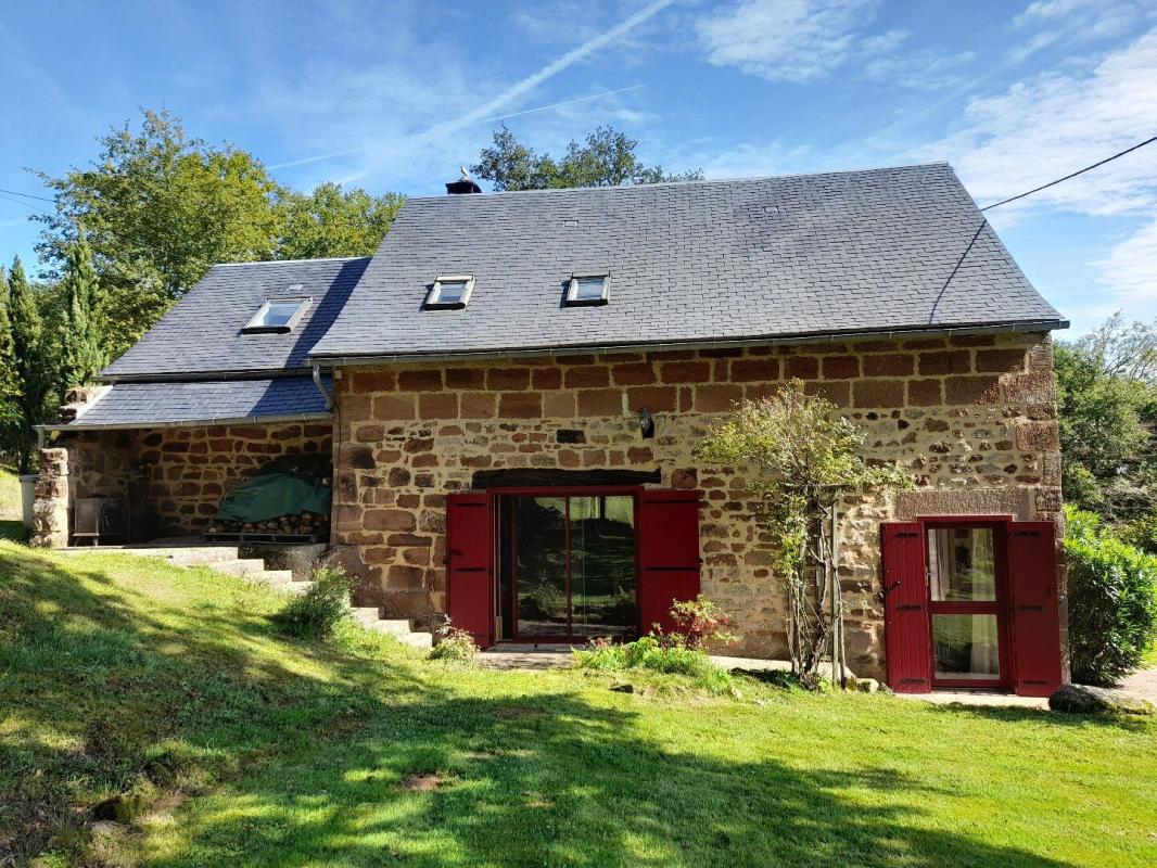 4 bedroom maison en pierres in Louignac, Corrèze, France