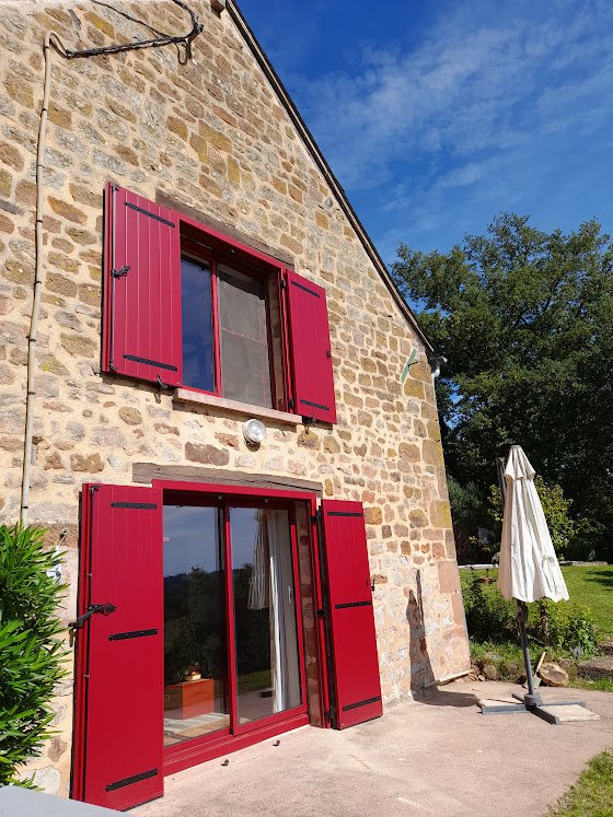 4 bedroom maison en pierres in Louignac, Corrèze, France