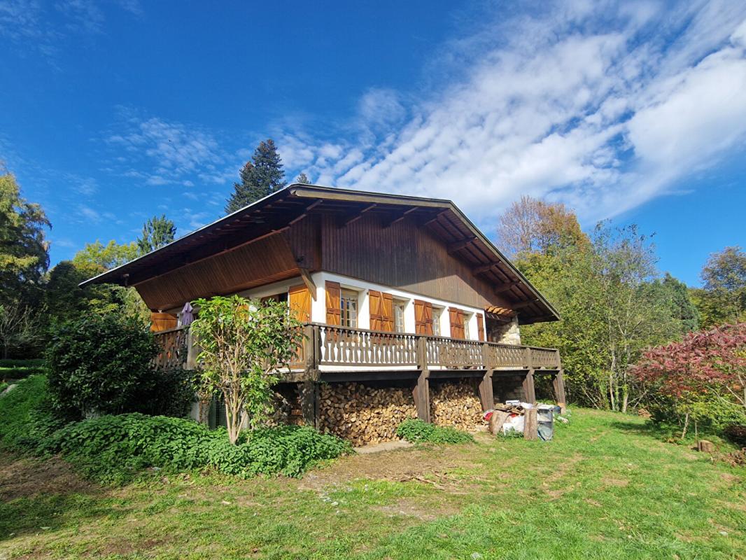 5 bedroom chalet in Gourbit, Ariège, France