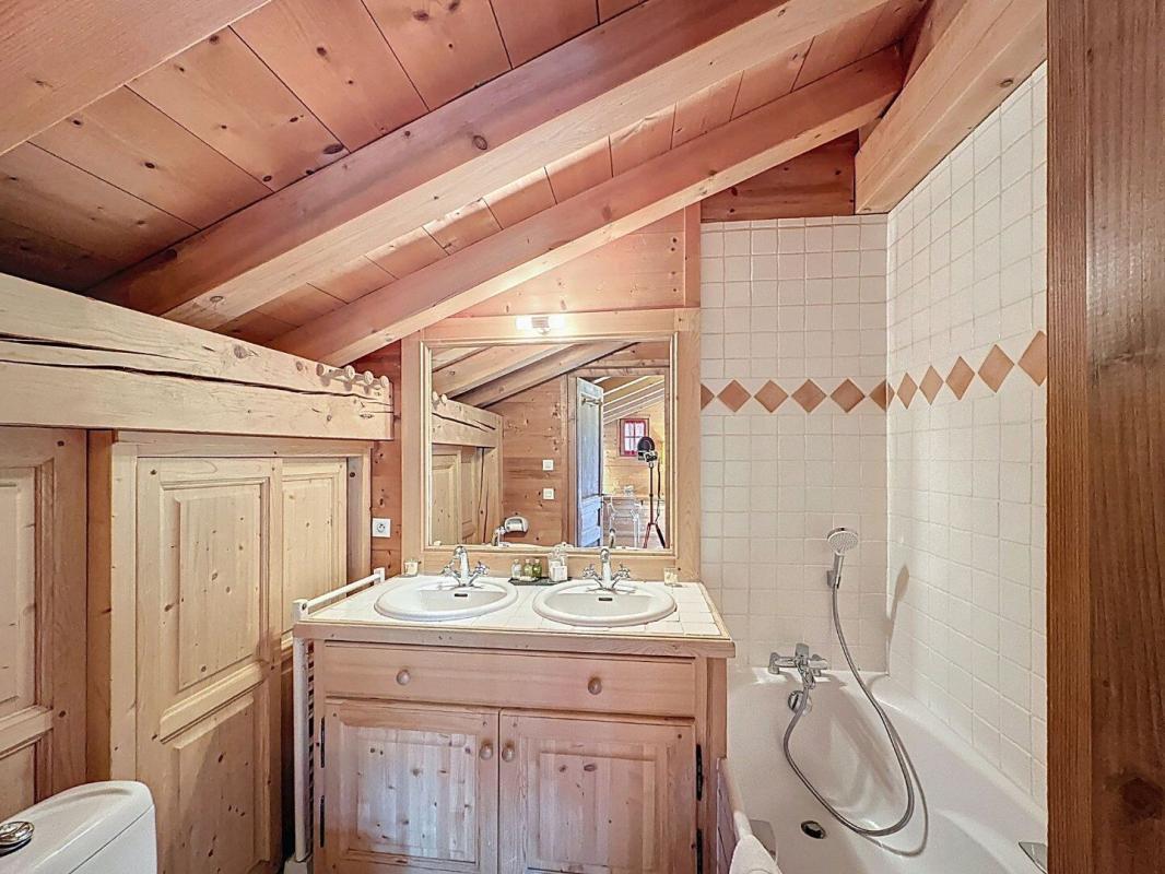 5 bedroom t6 et plus in Demi Quartier, Haute-Savoie, France