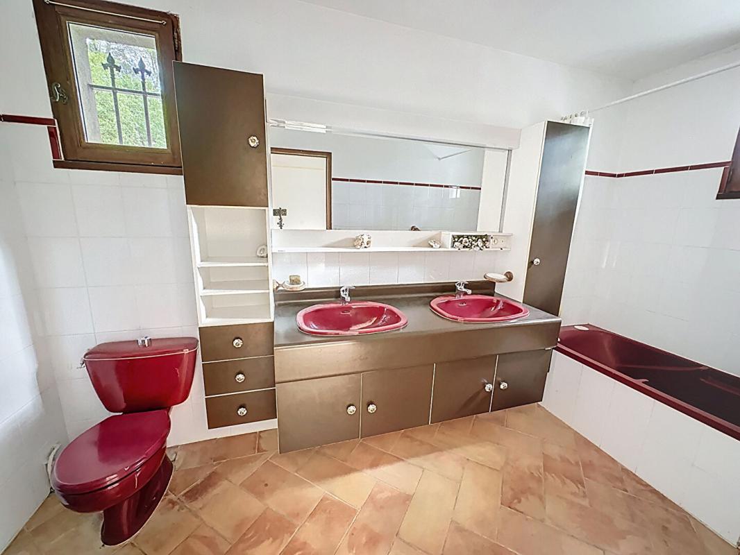 5 bedroom maison in Pernes Les Fontaines, Vaucluse, France