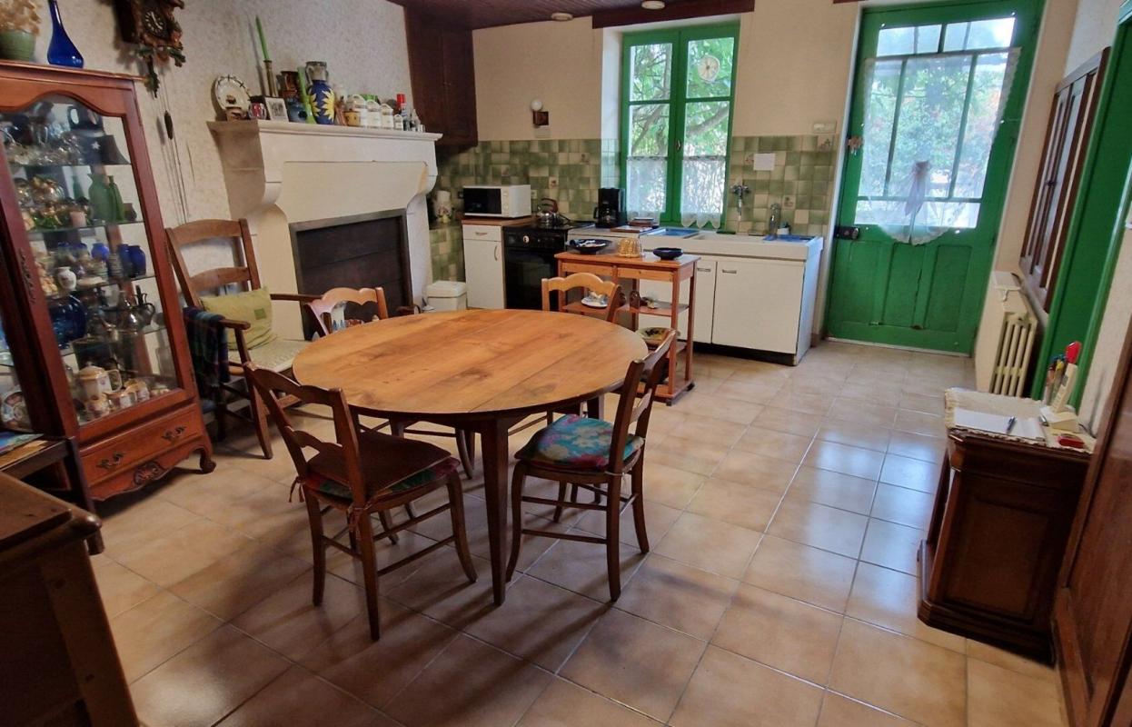 2 bedroom maison en pierres in Saint Gourson, Charente, France
