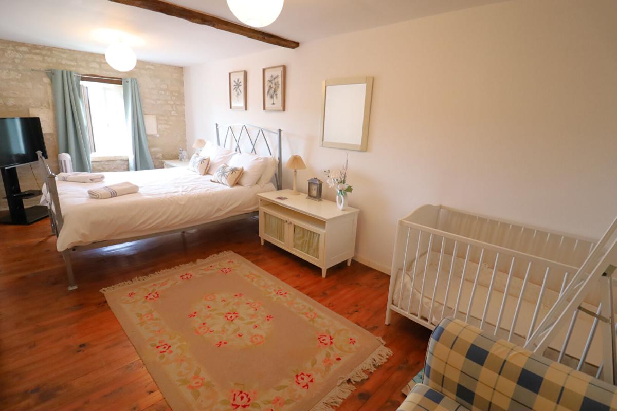 5 bedroom maison in Verdille, Charente, France