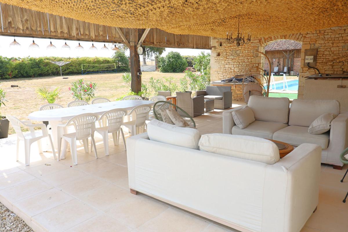 5 bedroom maison in Verdille, Charente, France