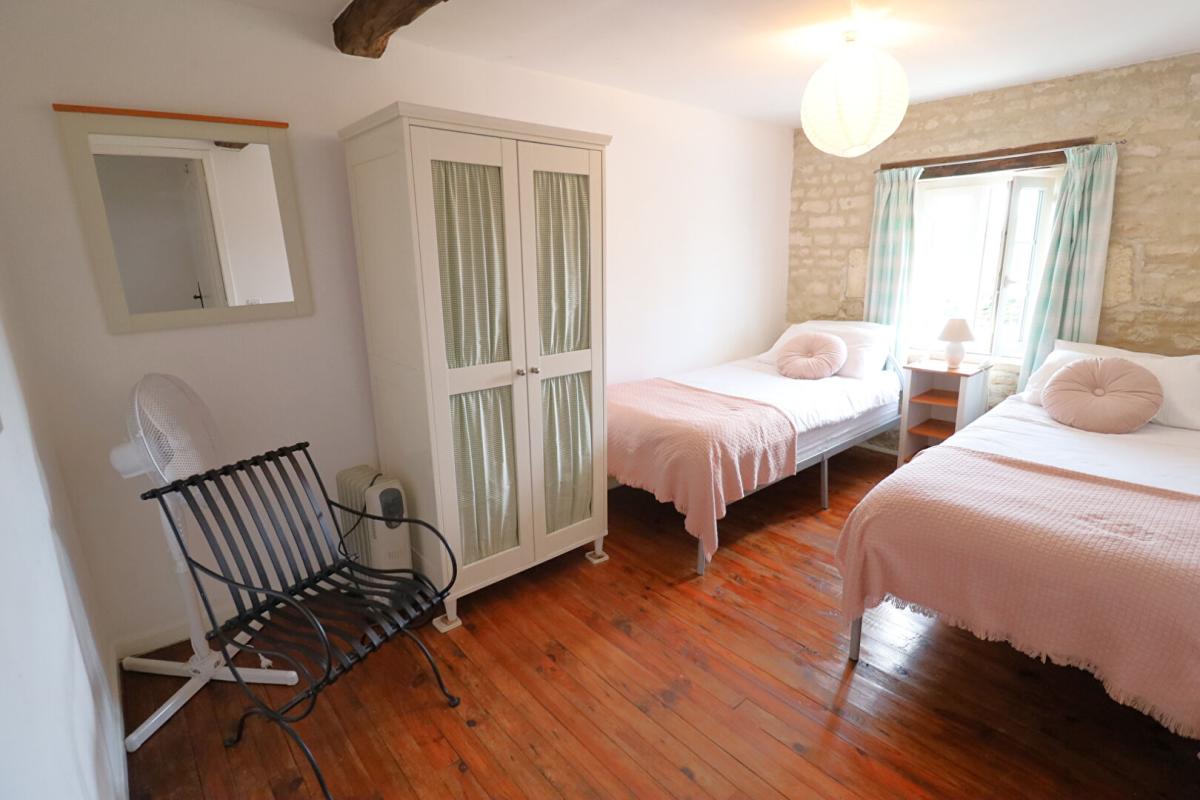 5 bedroom maison in Verdille, Charente, France