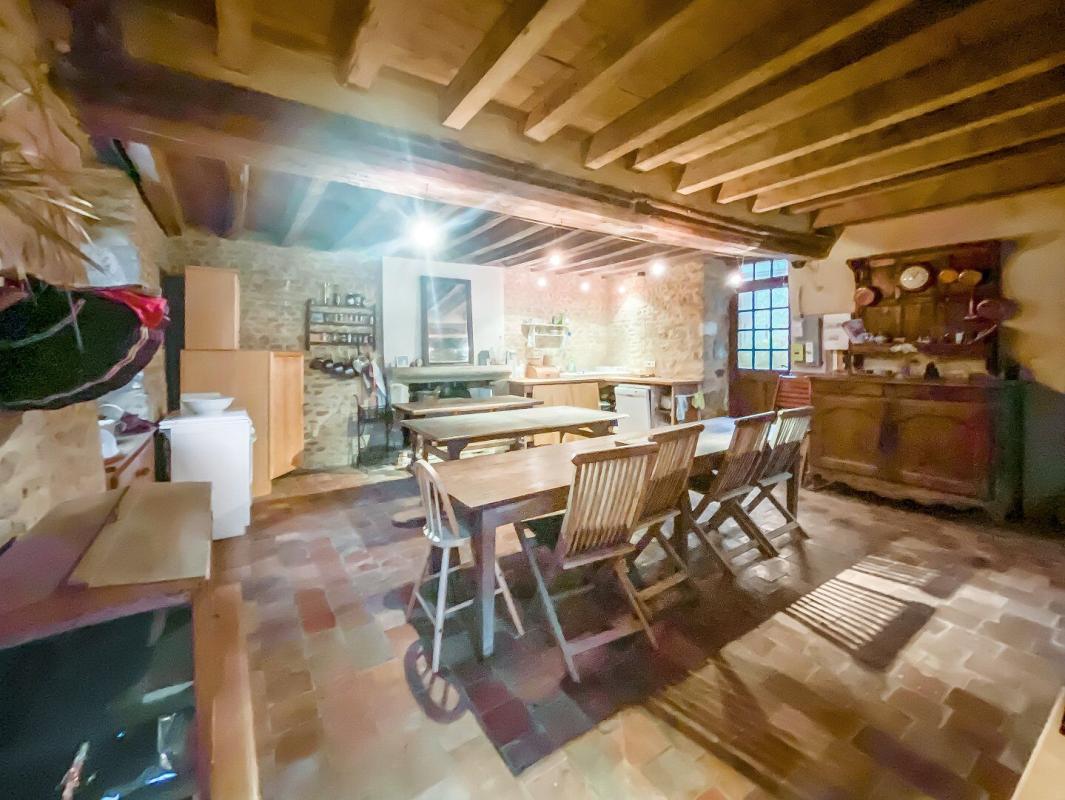 8 bedroom manoir in Trans, Mayenne, France