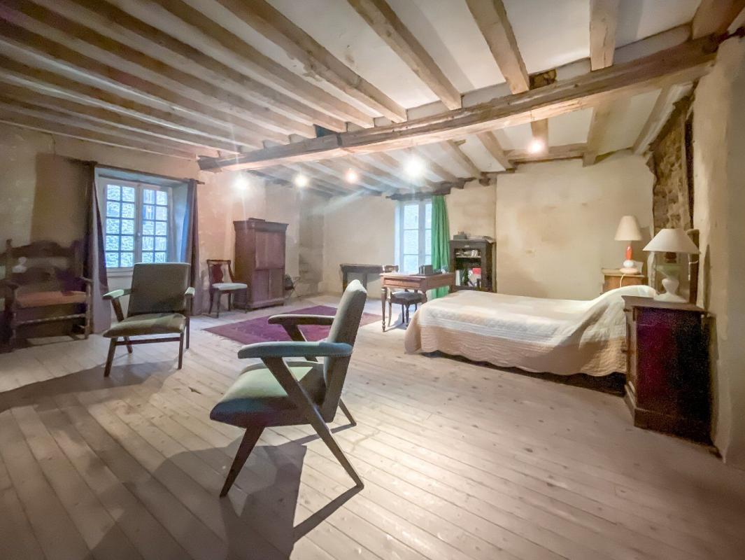 8 bedroom manoir in Trans, Mayenne, France