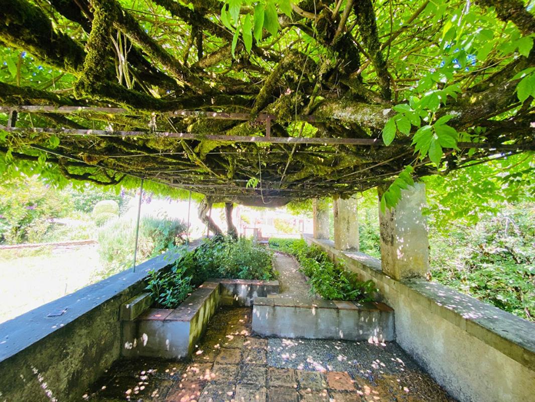 5 bedroom maison in Cahors, Lot, France