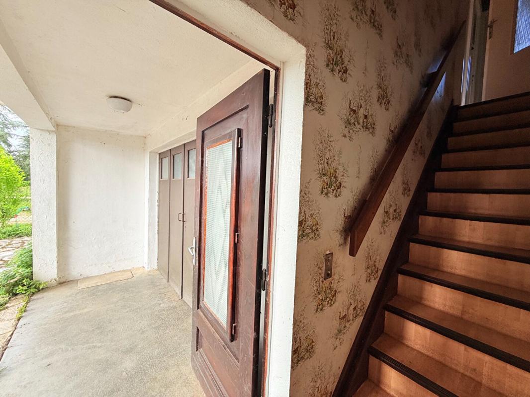 4 bedroom maison a renover in Pradines, Lot, France
