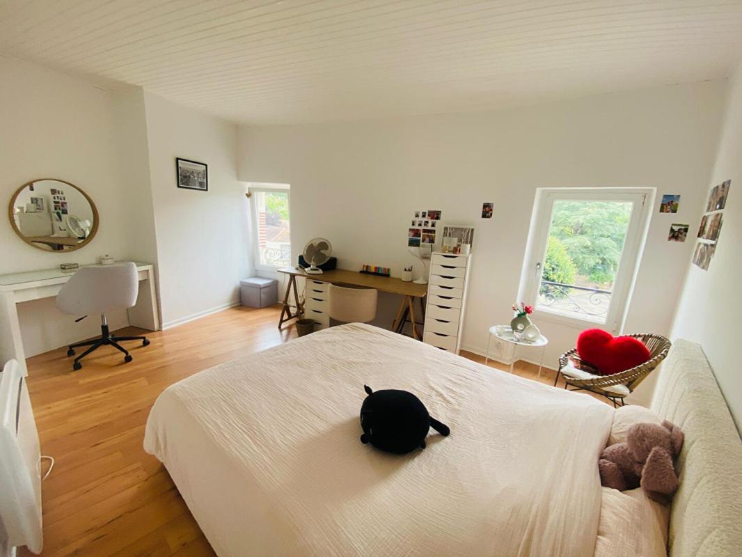 5 bedroom maison in Arcambal, Lot, France