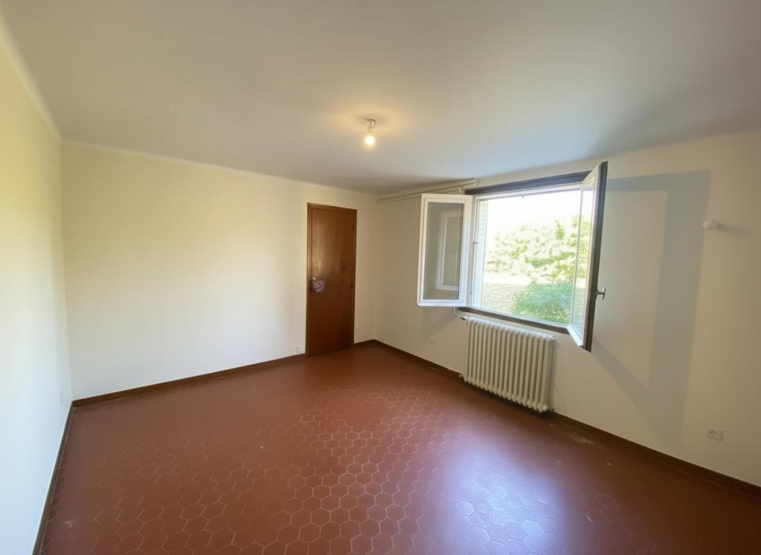 3 bedroom maison individuelle in Prayssac, Lot, France