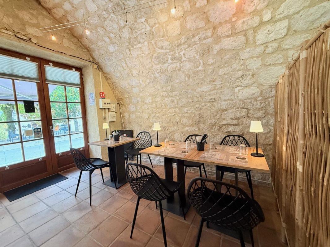 commerces/negoce in Montcuq, Lot, France