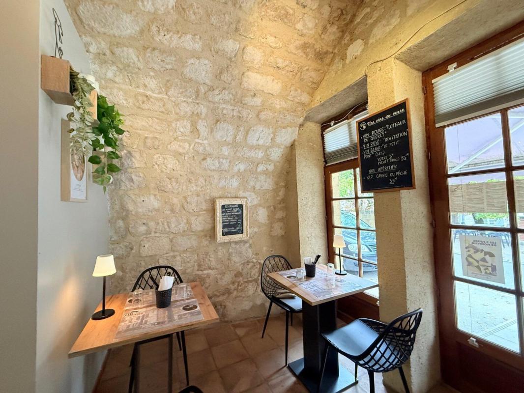 commerces/negoce in Montcuq, Lot, France