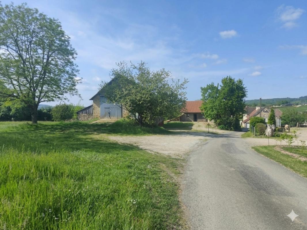 grange in Rueyres, Lot, France
