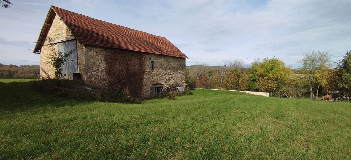 grange in Rueyres, Lot, France