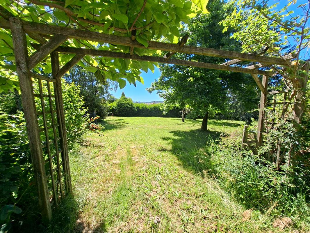 7 bedroom maison in Sousceyrac En Quercy, Lot, France