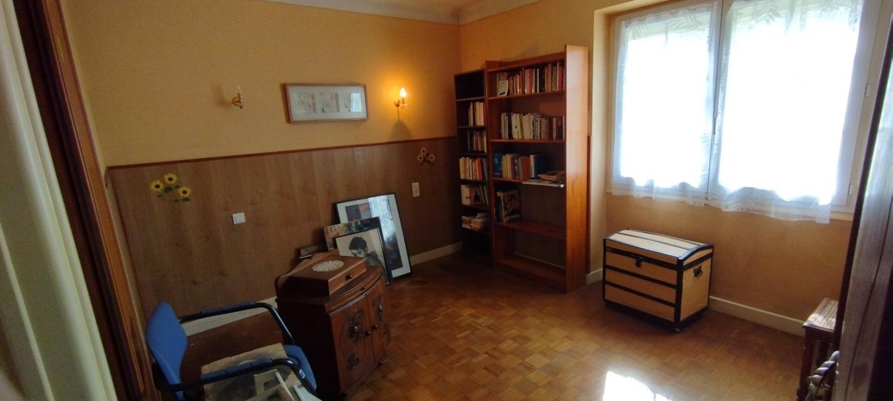 3 bedroom maison in Vayrac, Lot, France