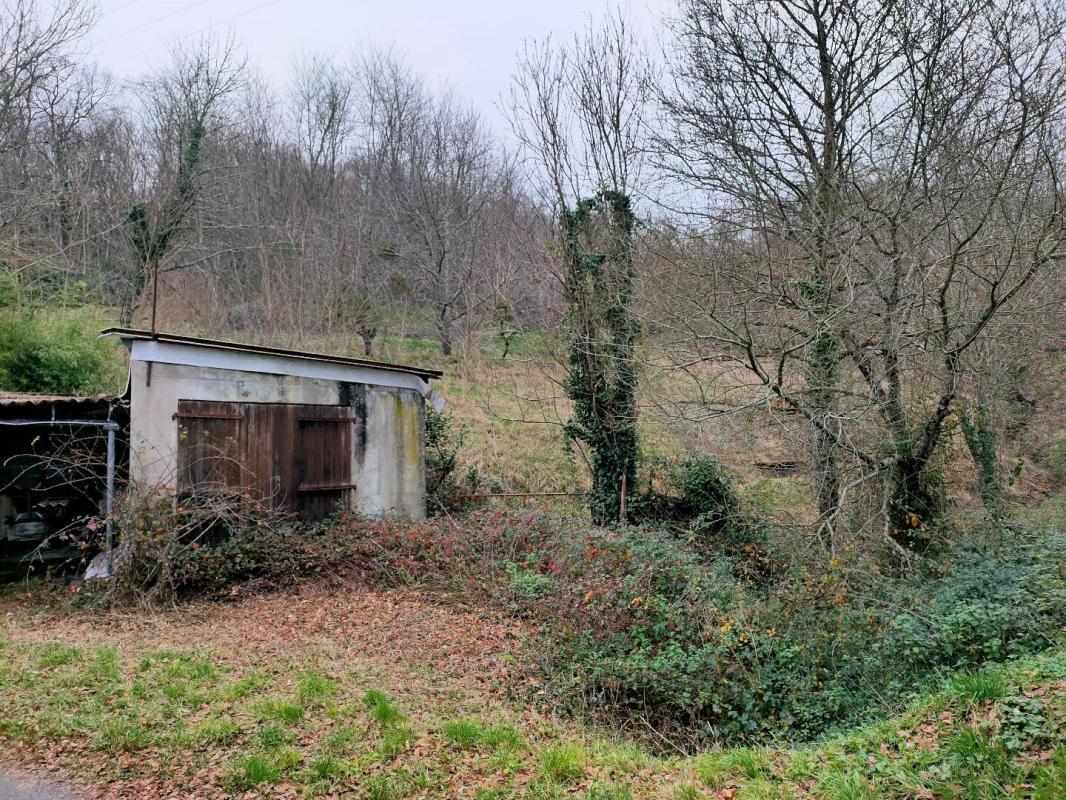 terrain a batir in Altillac, Corrèze, France