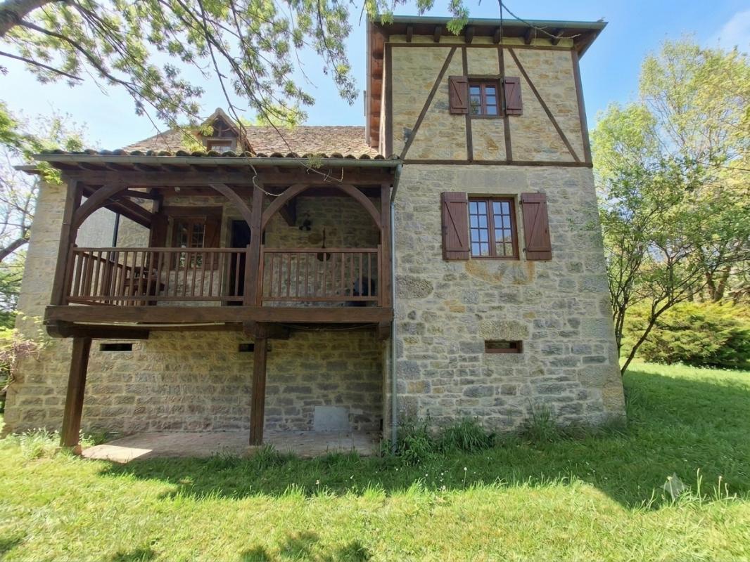 2 bedroom maison in Saint Cere, Lot, France