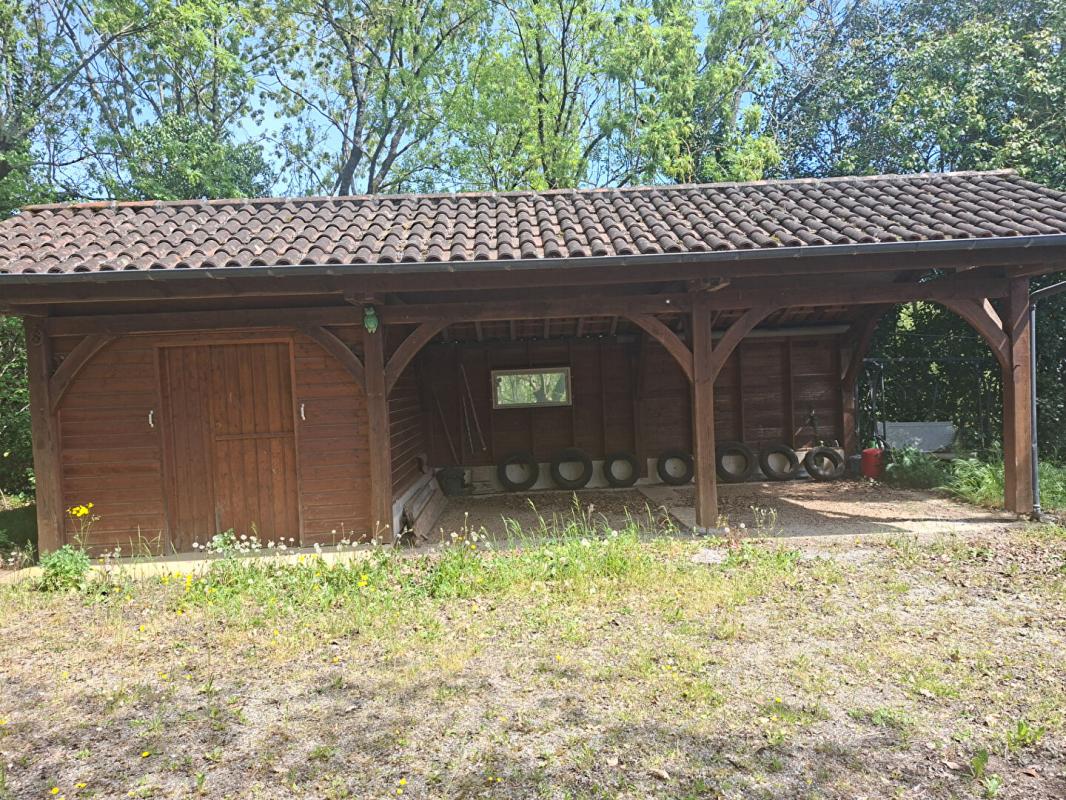 2 bedroom maison in Saint Cere, Lot, France
