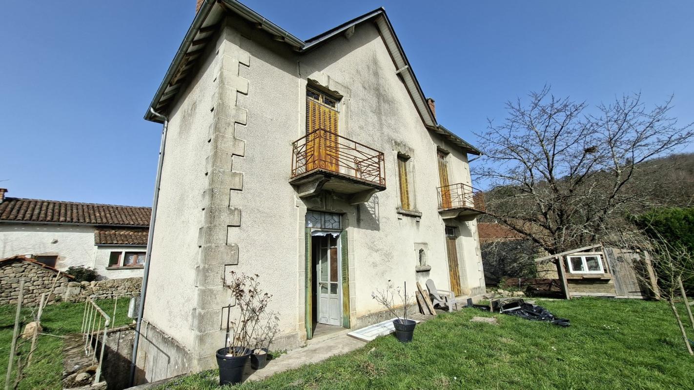 5 bedroom maison in Teyssieu, Lot, France
