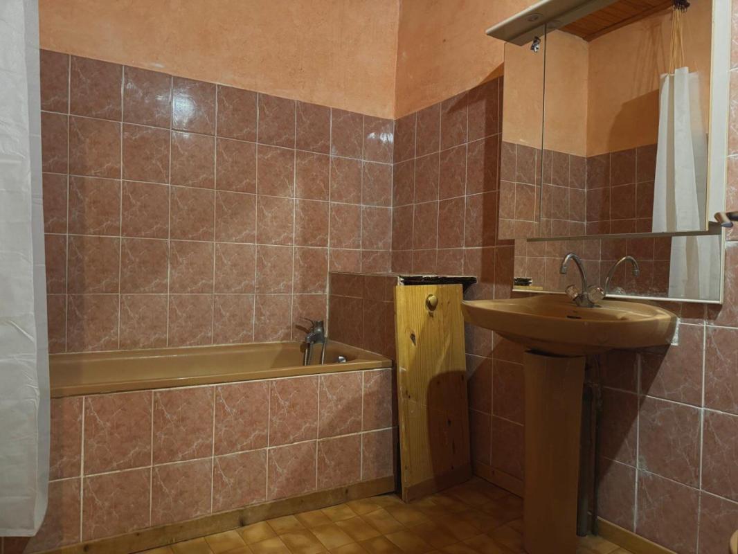3 bedroom maison de village in Festes Et Saint Andre, Aude, France