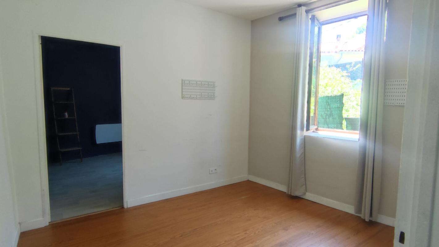 2 bedroom maison in Lavelanet, Ariège, France