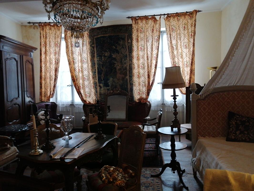 6 bedroom hotel particulier in Molieres, Tarn-et-Garonne, France