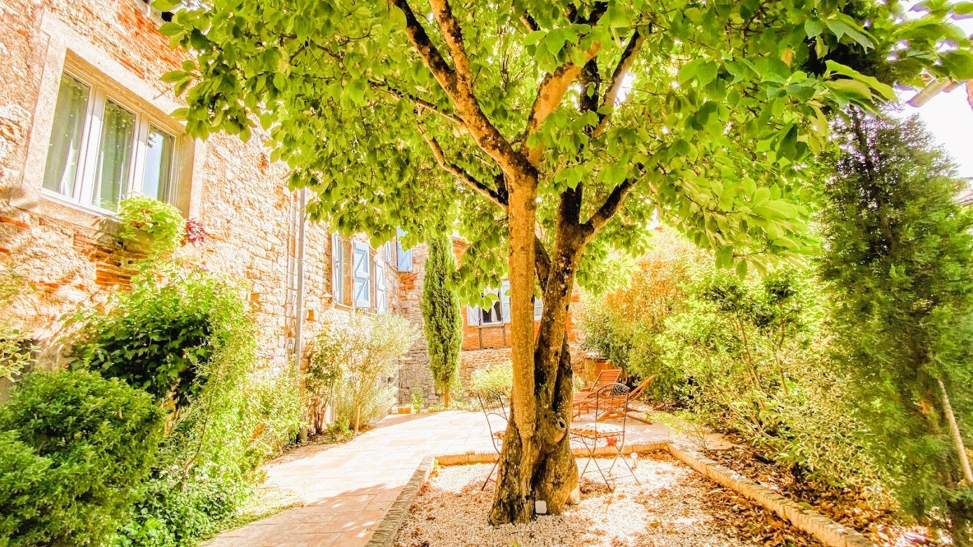 10 bedroom demeure in Saint Antonin Noble Val, Tarn-et-Garonne, France