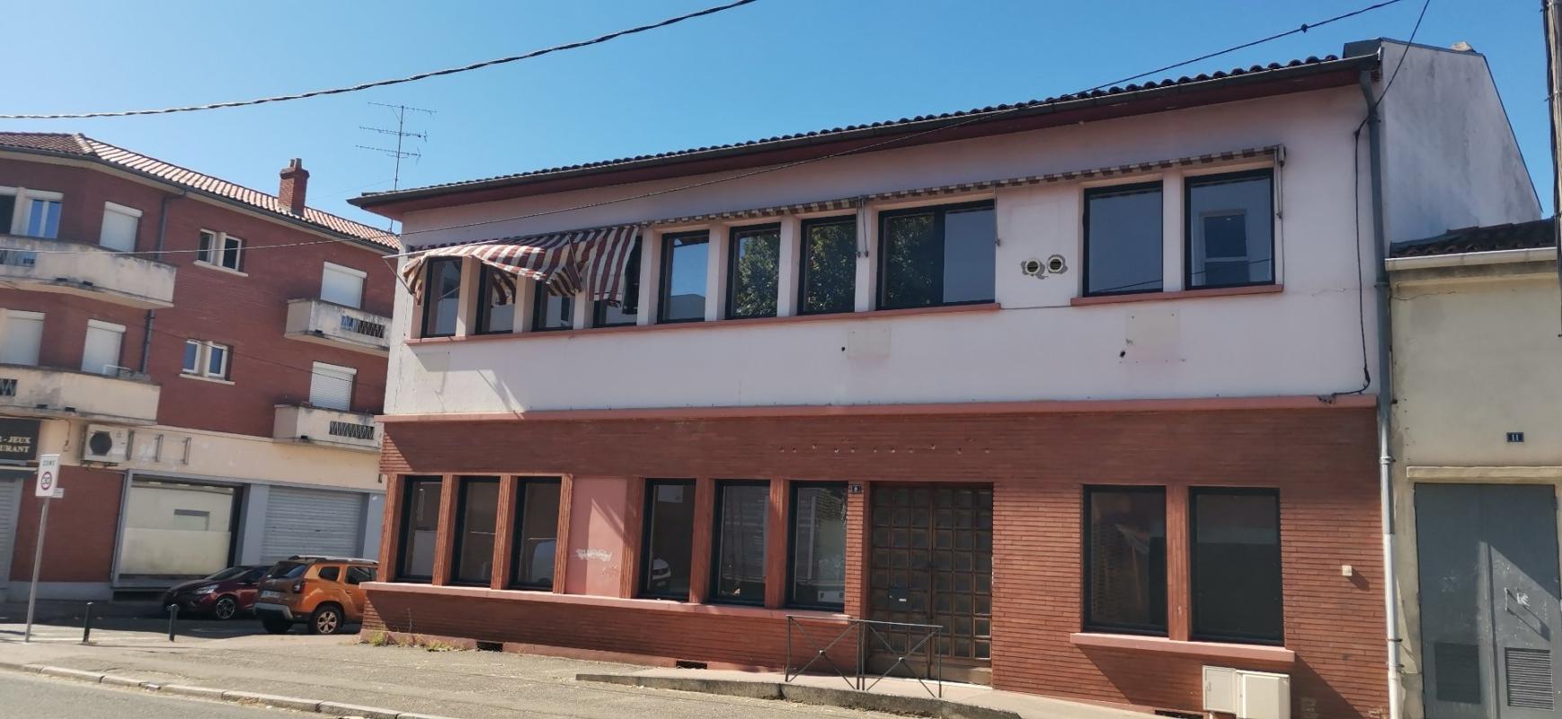 bureau in Montauban, Tarn-et-Garonne, France