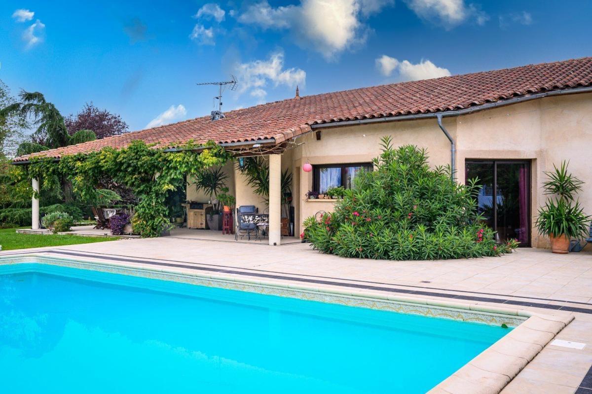 4 bedroom villa in Bioule, Tarn-et-Garonne, France