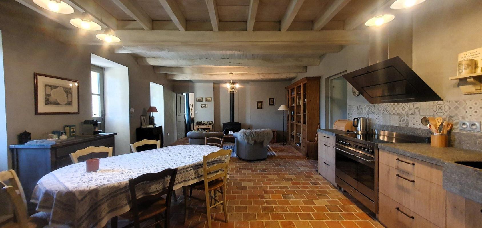 5 bedroom propriete in Lunac, Aveyron, France